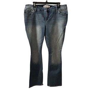 Torrid Jeans Women’s 16R Mid-Rise Flare Non-Distressed